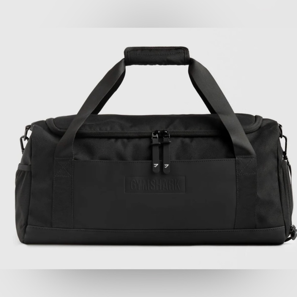 GYMSHARK small every day gym bag.